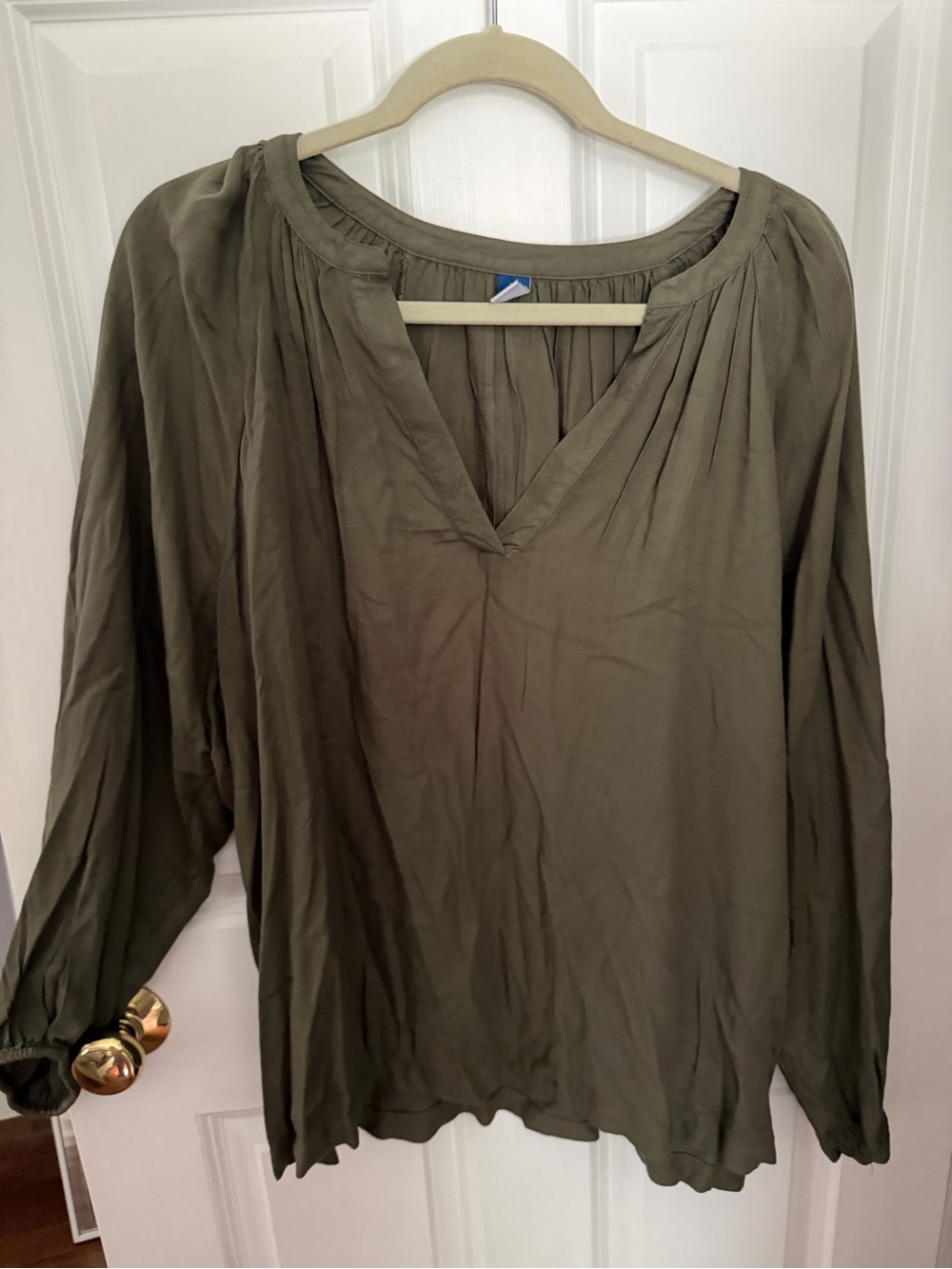 Old Navy Olive Green V-Neck Long Sleeve